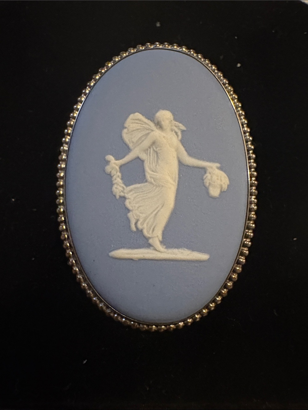 Wedgwood Blue and White Oval Cameo Brooch